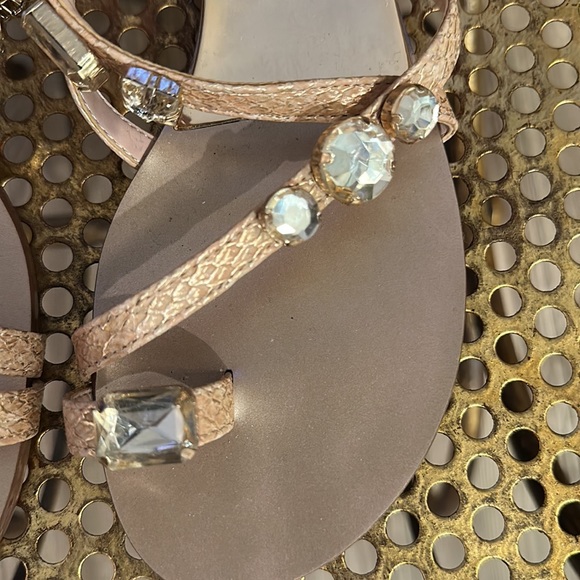 Vince Camuto jeweled sandal - Picture 3 of 6